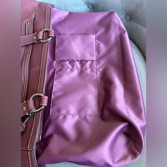 Coach Like new Large tote bag pebble leather - Picture 11 of 16